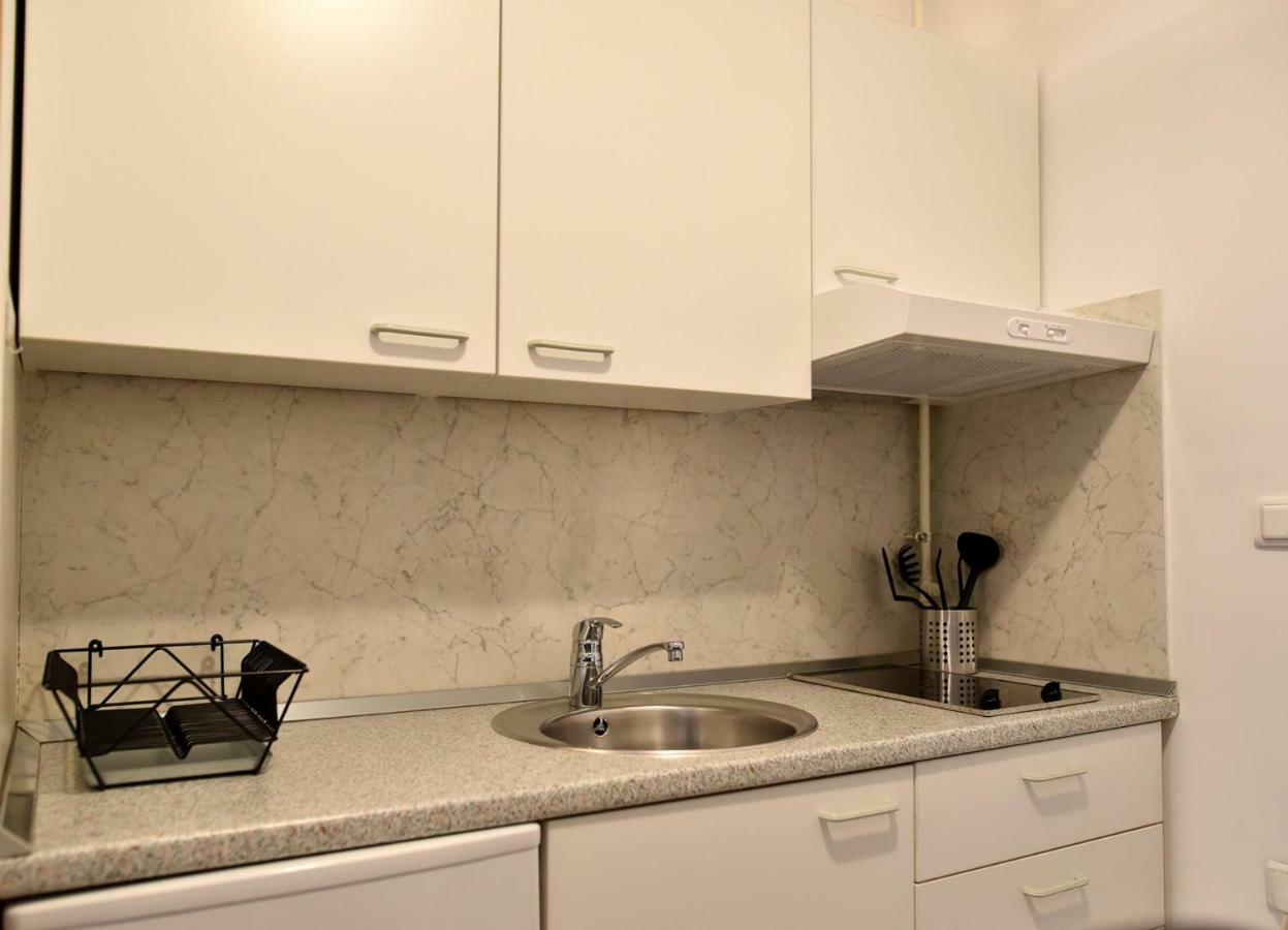 Apartments Dora ซาเกร็บ ภายนอก รูปภาพ